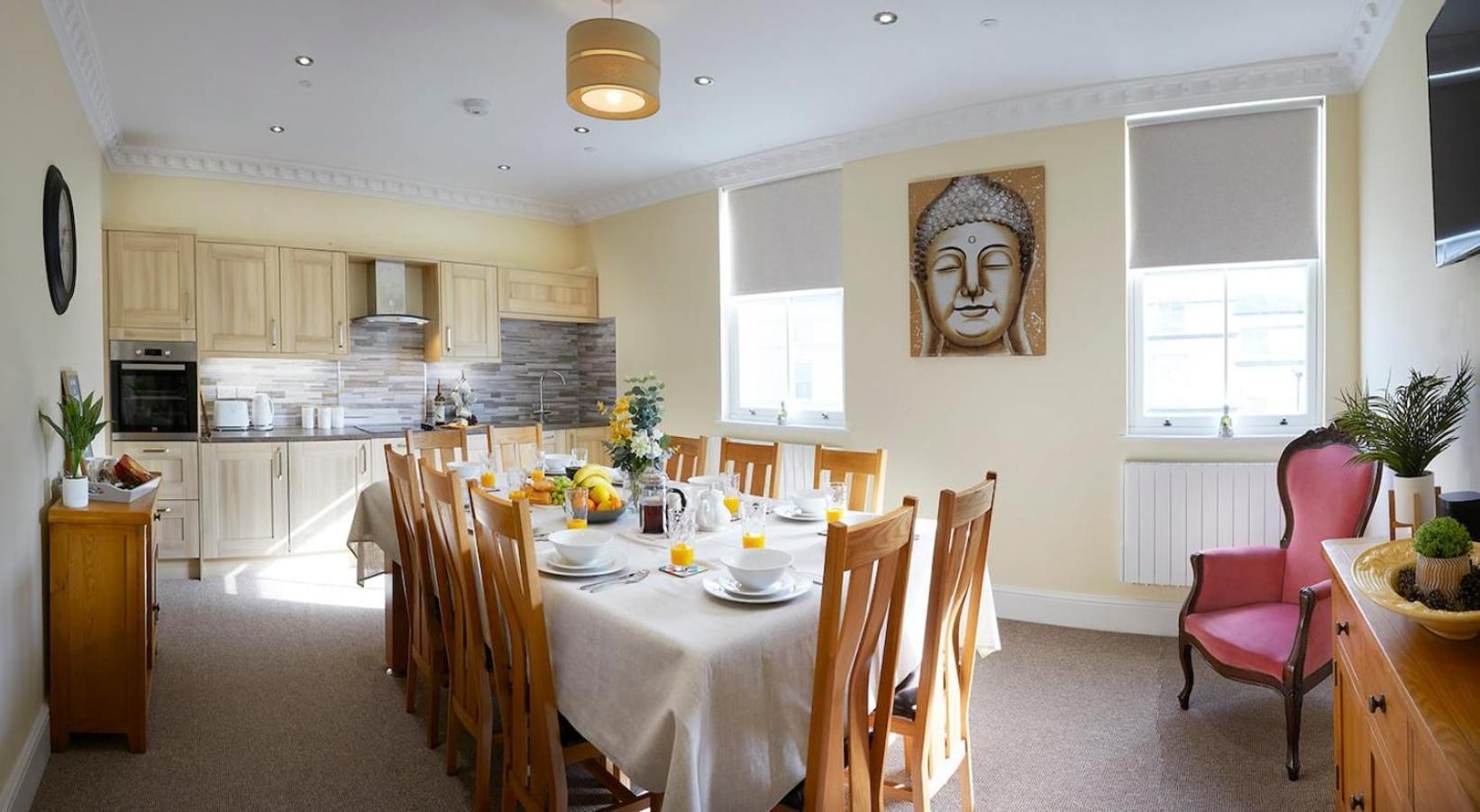 Denelea - Stunning Sea Views! Scarborough Exterior photo