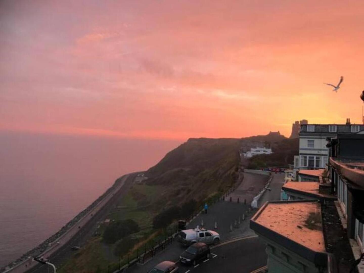 Denelea - Stunning Sea Views! Scarborough Exterior photo